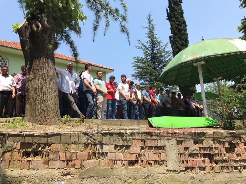 Havuz Faciasında Hayatını Kaybeden 5 Can Dualarla Defnedildi