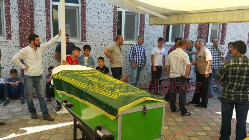 Havuz Faciasında Hayatını Kaybeden 5 Can Dualarla Defnedildi