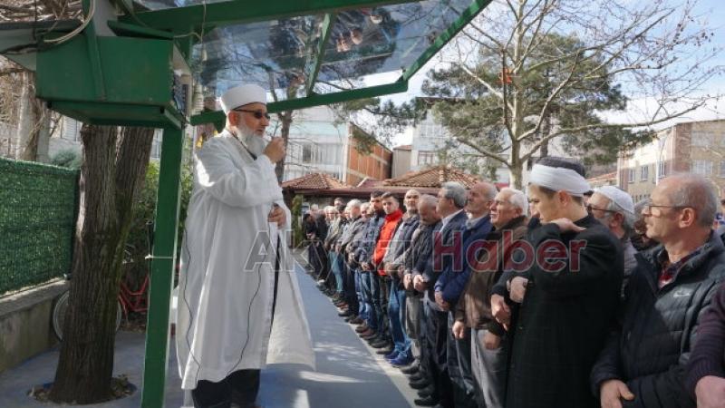 havva özden dualarla defnedildi