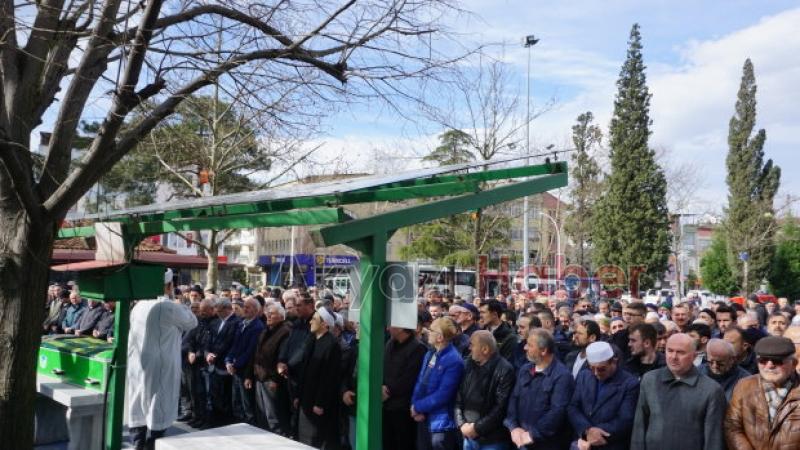 havva özden dualarla defnedildi