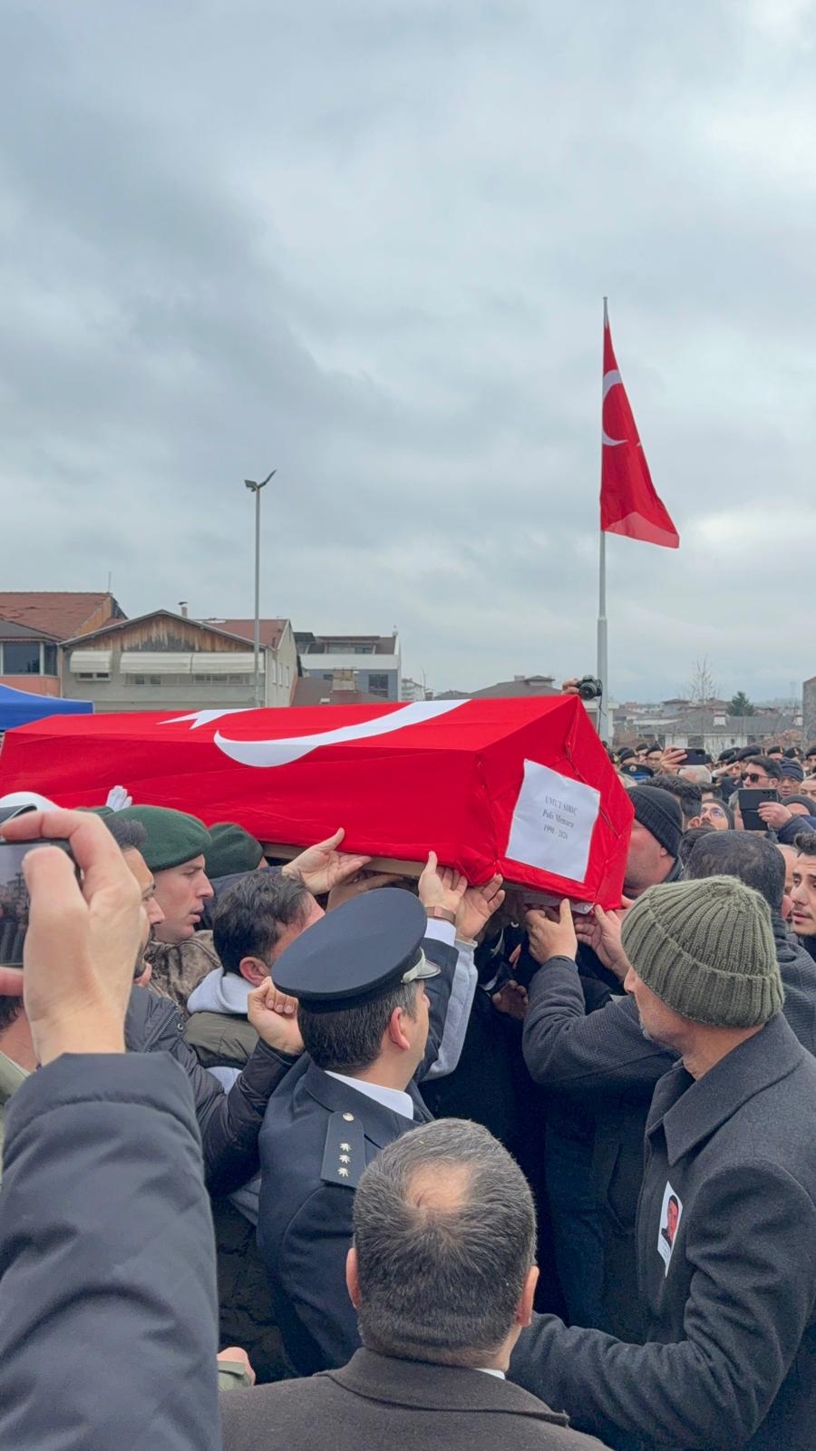 Hayatını kaybeden polis için tören düzenlendi