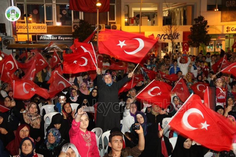 HAYDİ AKYAZIM 15 TEMMUZ YIL DÖNÜMÜNDE MEYDANLARDA BULUŞUYORUZ