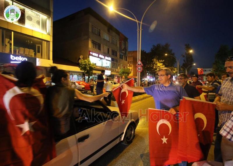 HAYDİ AKYAZIM 15 TEMMUZ YIL DÖNÜMÜNDE MEYDANLARDA BULUŞUYORUZ