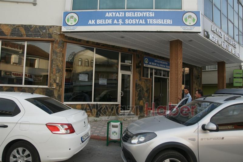 HAYIRSEVER GÖNÜLLERİN İFTAR SOFRASINI AKBELDE KURUYOR