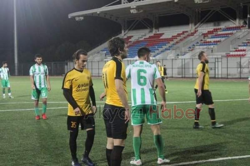 Hazırlık Maçında Kazanan Taraf Alaağaçspor Oldu