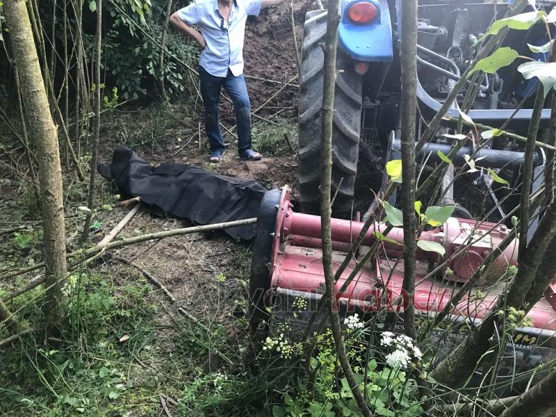 Hendek ve Karasu'da iki ayrı kazada sürücüler öldü 