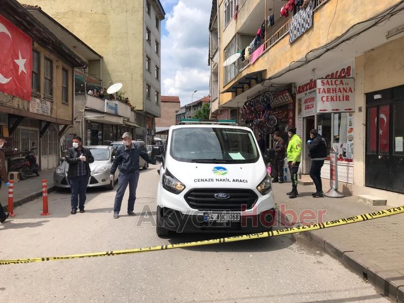 Hendekte muhtar bir kişiyi öldürdü