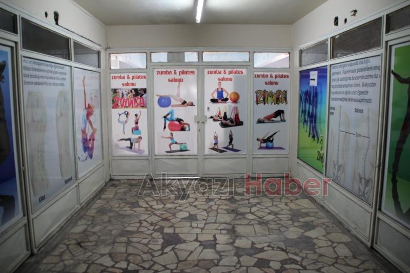 HER YAŞ GRUBU İÇİN ALANINDA UZMAN EĞİTİMCİLER EŞLİĞİNDE PİLATES VE ZUMBA SEANSLARI