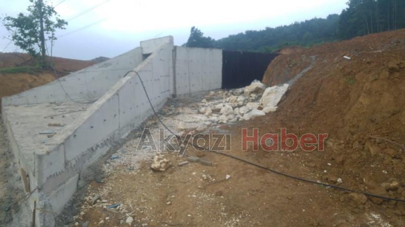 Hırsızlar 3 mahalleyi internetsiz bıraktı