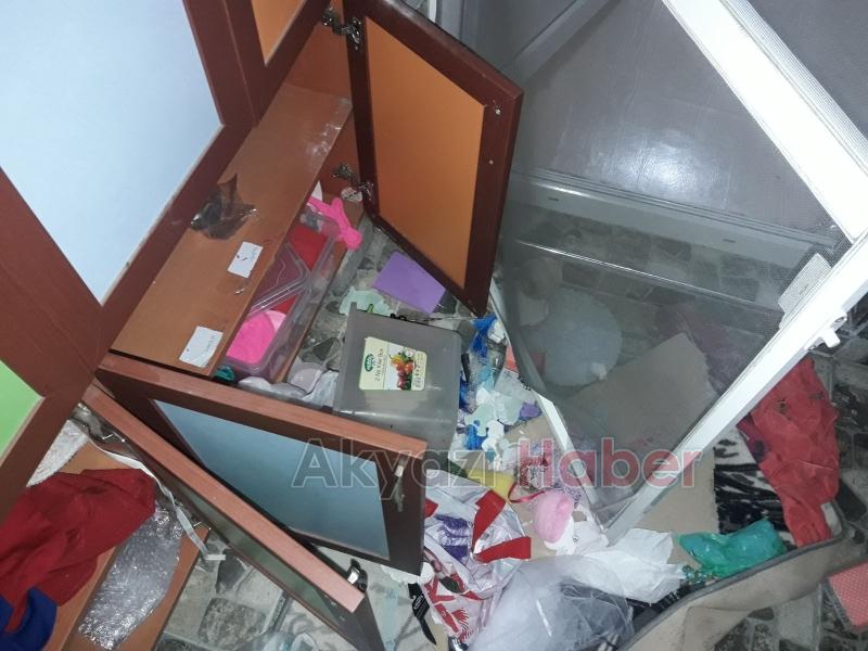 Eve giremeyince bunu yaptılar