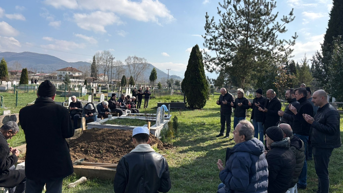 Hüseyin Güleç Ebediyete Uğurlandı 