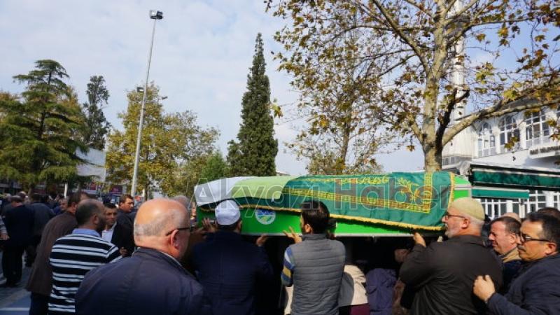  Hüsnü Batmanlar dualarla defnedildi