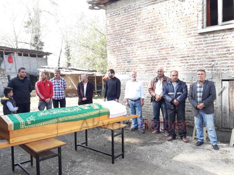 Hüsnü Erdem Defnedildi