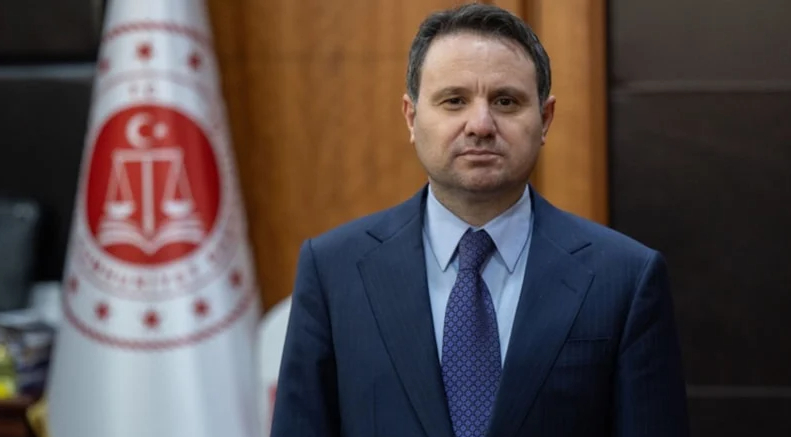 İçişleri ve Adalet Bakanları değişti