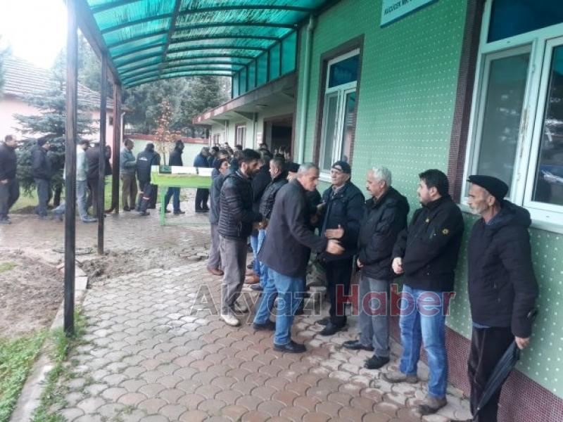 İdris Boğazın Annesi defnedildi