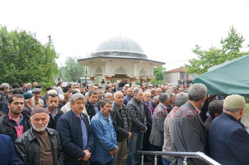 İDRİS KAYMAK DUALARLA DEFNEDİLDİ