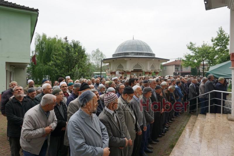 İDRİS KAYMAK DUALARLA DEFNEDİLDİ