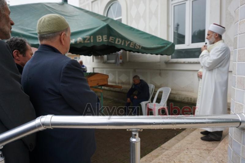 İDRİS KAYMAK DUALARLA DEFNEDİLDİ