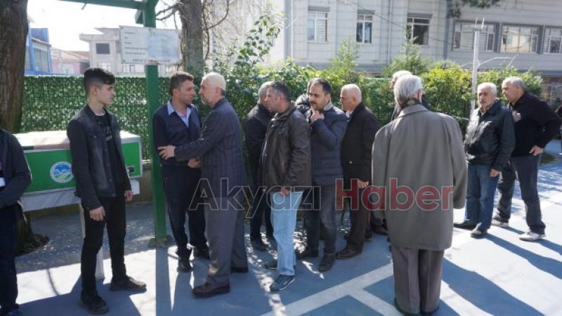 İhsan Karaaslan Dualarla Defnedildi