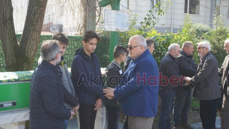 İhsan Karaaslan Dualarla Defnedildi