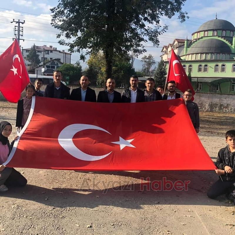 İki okul ortaklaşa 29 Ekim programı düzenledi