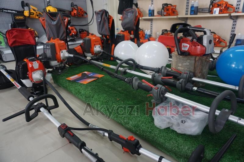 İkizler Tarım Makineleri Dualarla Açıldı