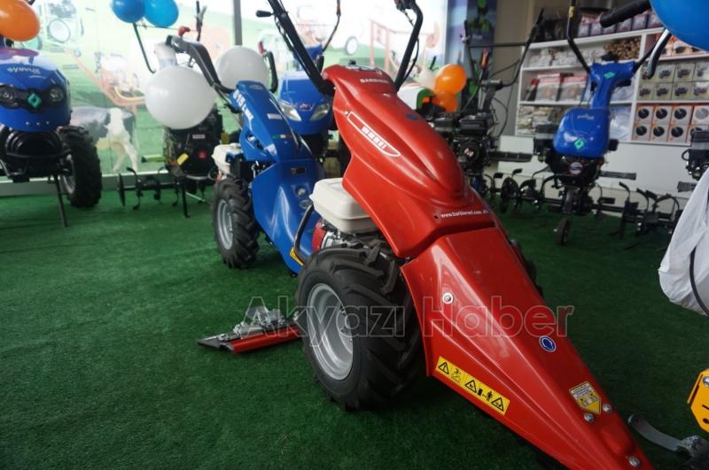 İkizler Tarım Makineleri Dualarla Açıldı