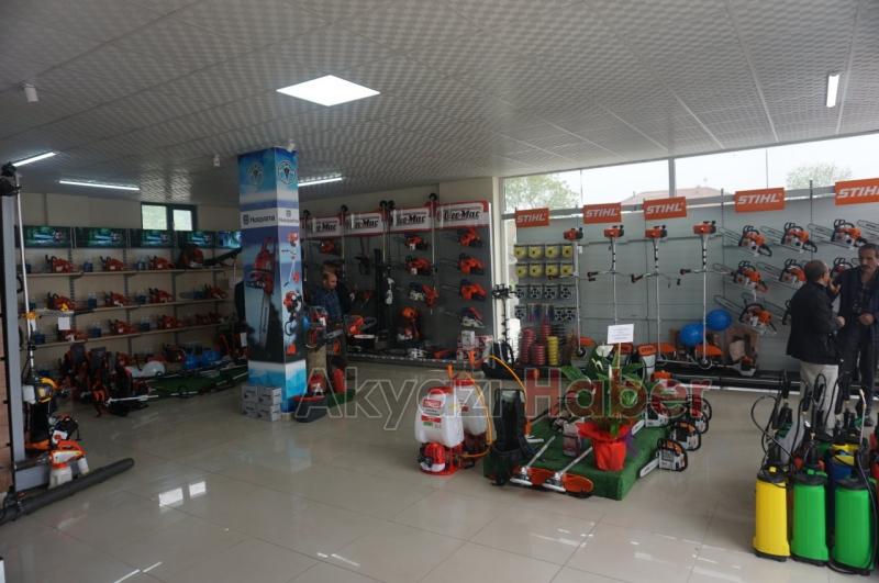 İkizler Tarım Makineleri Dualarla Açıldı