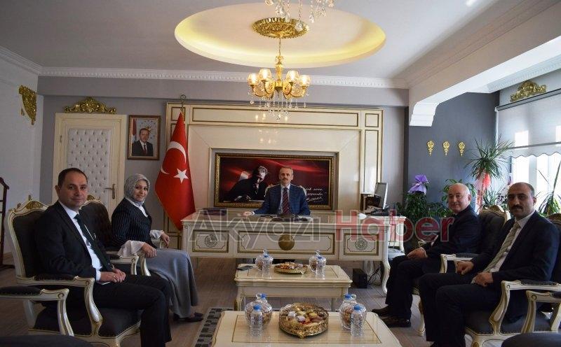İl Milli Eğitim Müdürü Akyazıyı Ziyaret Etti
