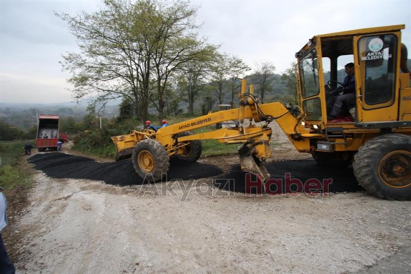 İLÇE GENELİNDE ASFALT SERİMİ ve YAMA ÇALIŞMALARI SÜRÜYOR