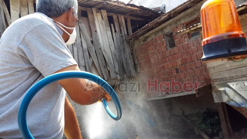 İLÇE GENELİNDE TIRTIL VE KELEBEK İLAÇLAMALARINA HIZ VERİLDİ