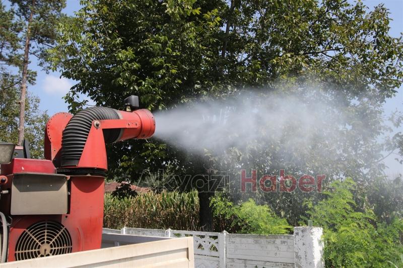 İLÇE GENELİNDE TIRTIL VE KELEBEK İLAÇLAMALARINA HIZ VERİLDİ