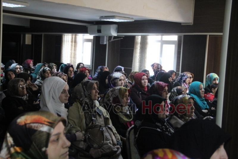 İLÇE MÜFTÜLÜĞÜNÜN DÜZENLEDİĞİ SEMİNERLER DEVAM EDİYOR