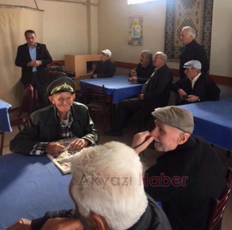 İlçe Sağlık Ekipleri Kahvehanede Seminer Verdi