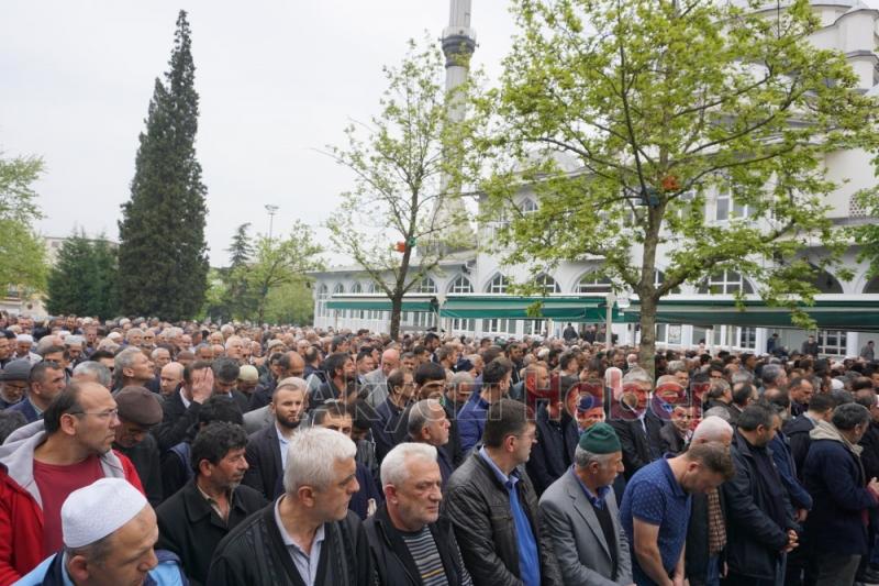 İlçemiz esnaflarından Hacı İsmail Soylu Vefat Etti