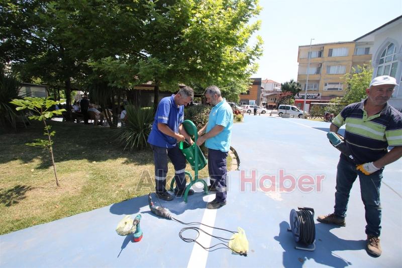 İLÇEMİZİN BELİRLİ BÖLGELERİNE YENİ ÇÖP KUTULARI