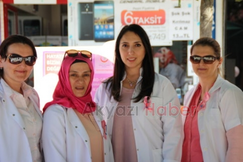 İlçe Sağlık Müdürlüğü Kanser Haftasında Vatandaşları Bilgilendirdi