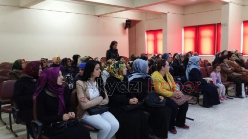 İlçe Sağlık Müdürlüğünden Kanser İle İlgili Seminer