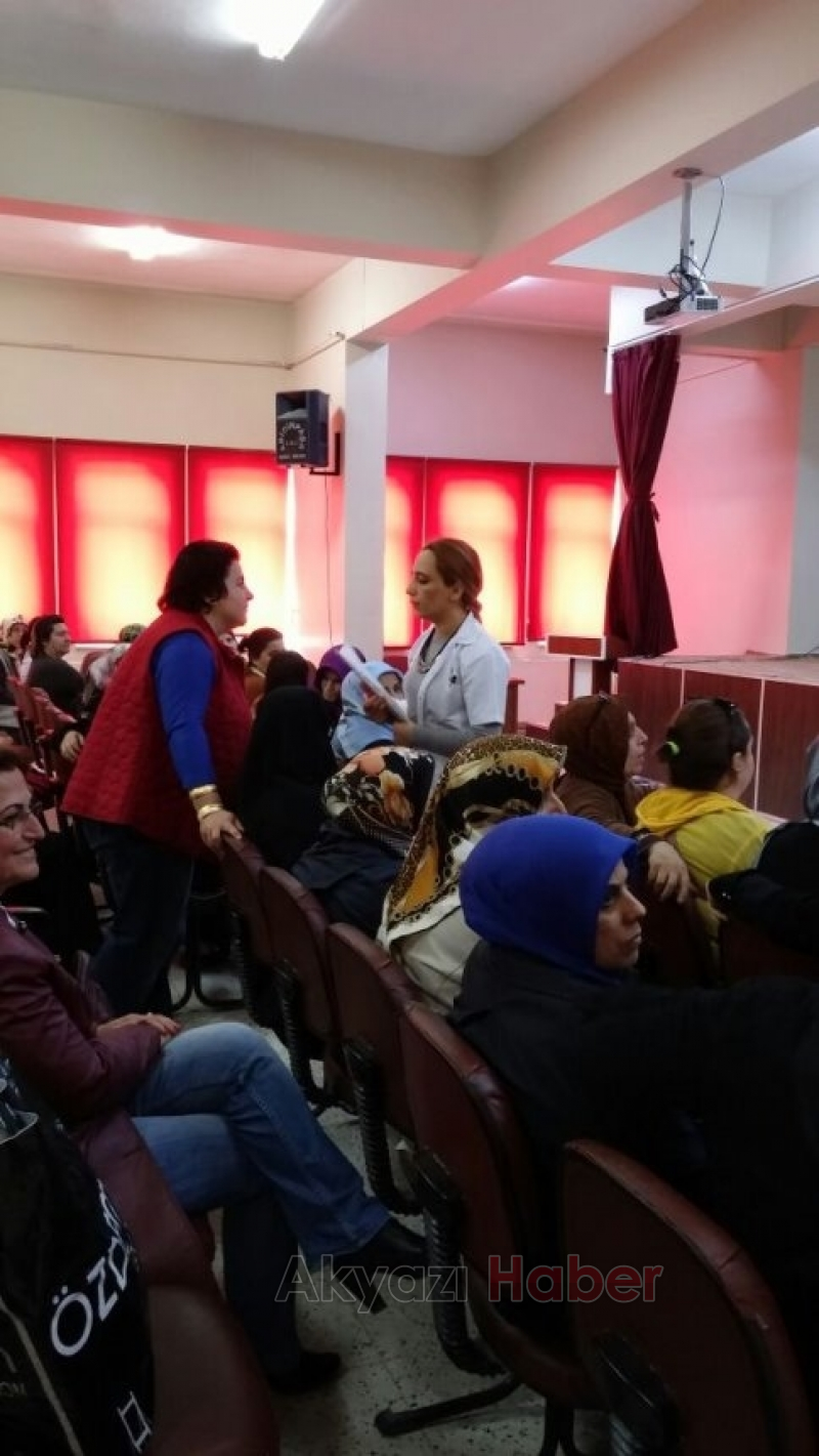 İlçe Sağlık Müdürlüğünden Kanser İle İlgili Seminer