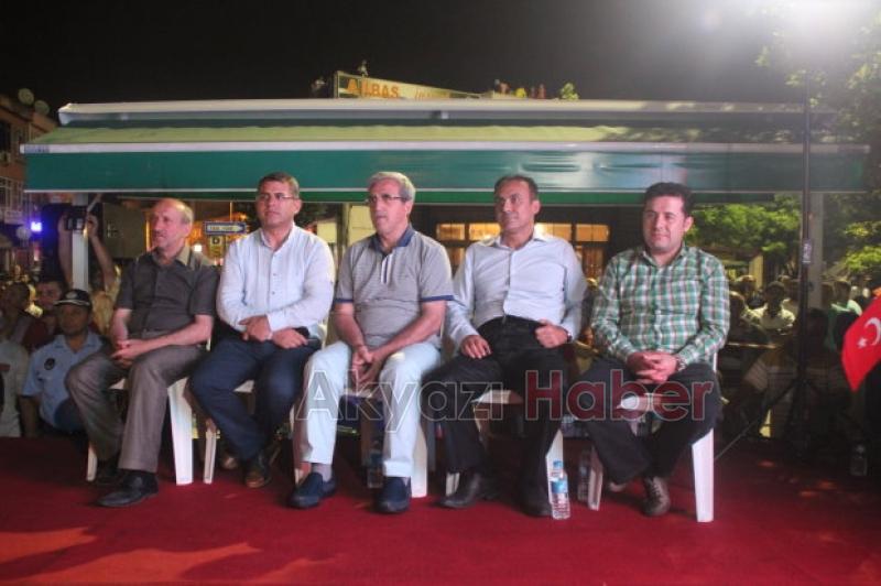 İlk Saatlerden İtibaren Akyazılılarla beraber Dimdik  