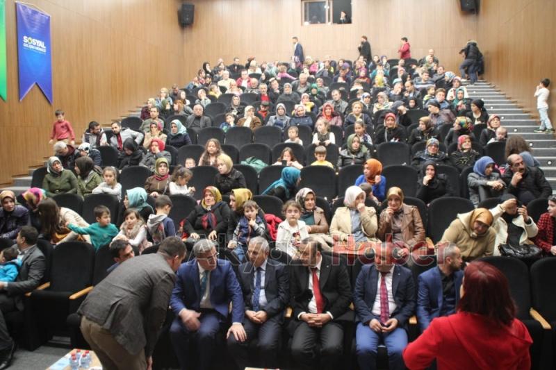 İlkokul Öğrencilerden Çanakkale Gecesi