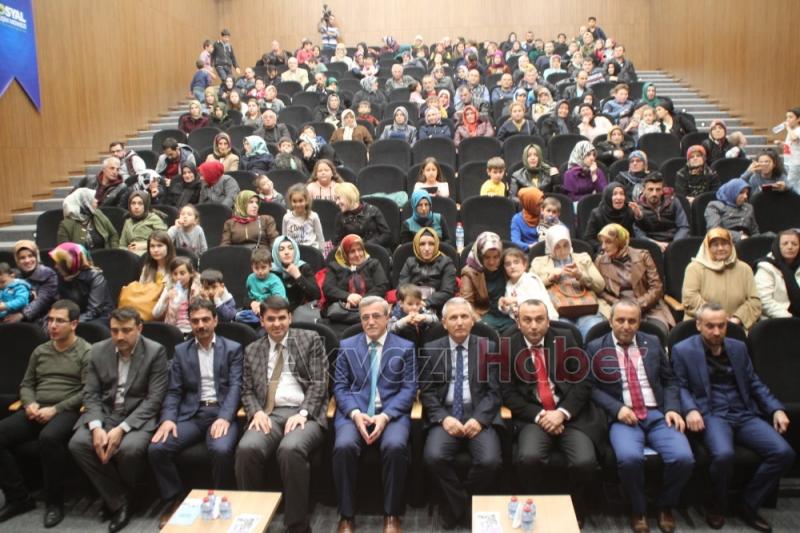 İlkokul Öğrencilerden Çanakkale Gecesi