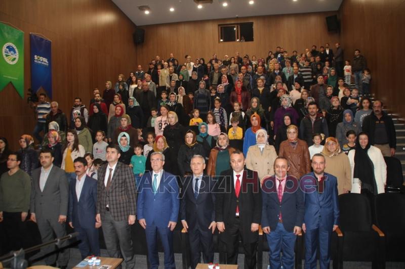 İlkokul Öğrencilerden Çanakkale Gecesi