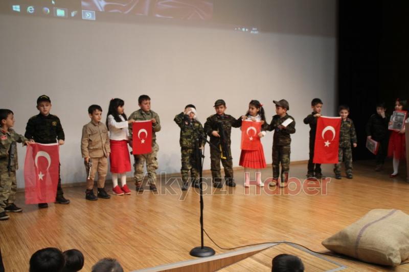 İlkokul Öğrencilerden Çanakkale Gecesi