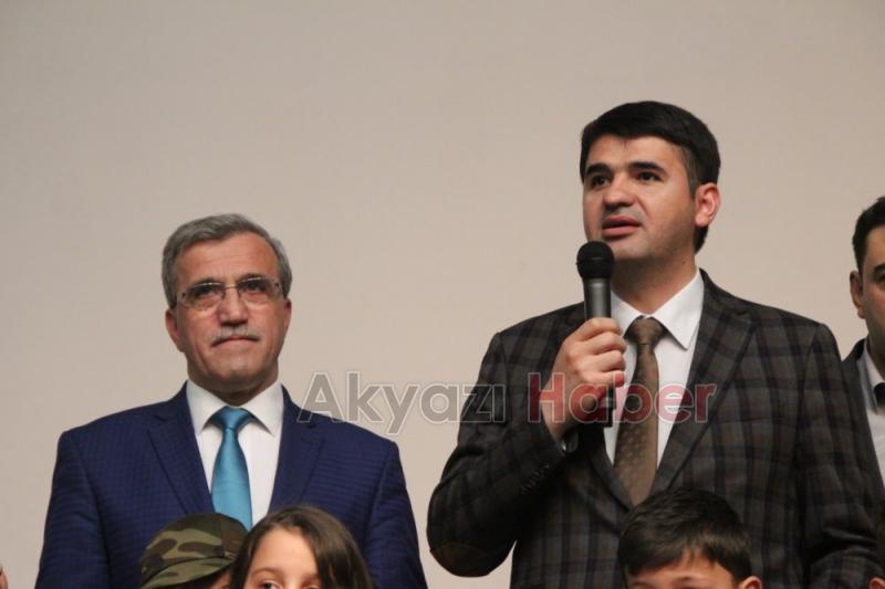 İlkokul Öğrencilerden Çanakkale Gecesi