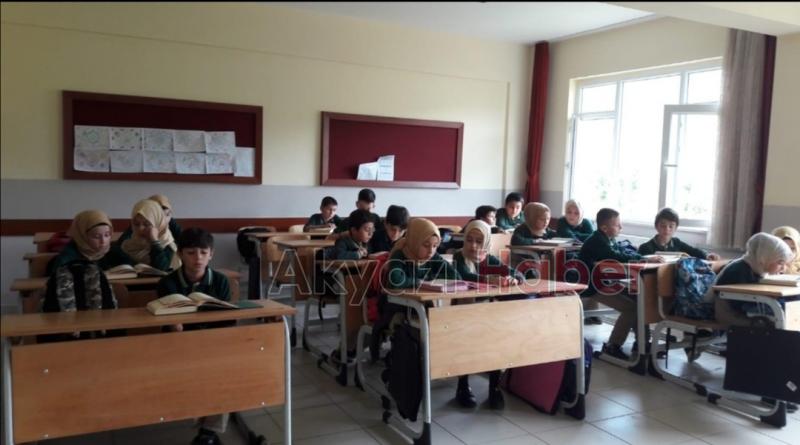 İmam Hatip Okulları Barış Pınarı Harekatı İçin Fetih Suresi Okudu