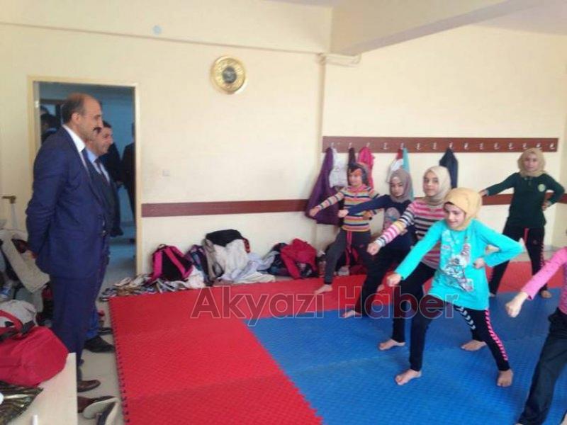 İMAM HATİP ORTAOKUL VE LİSE MÜDÜRLERİ İLE TOPLANTI YAPILDI