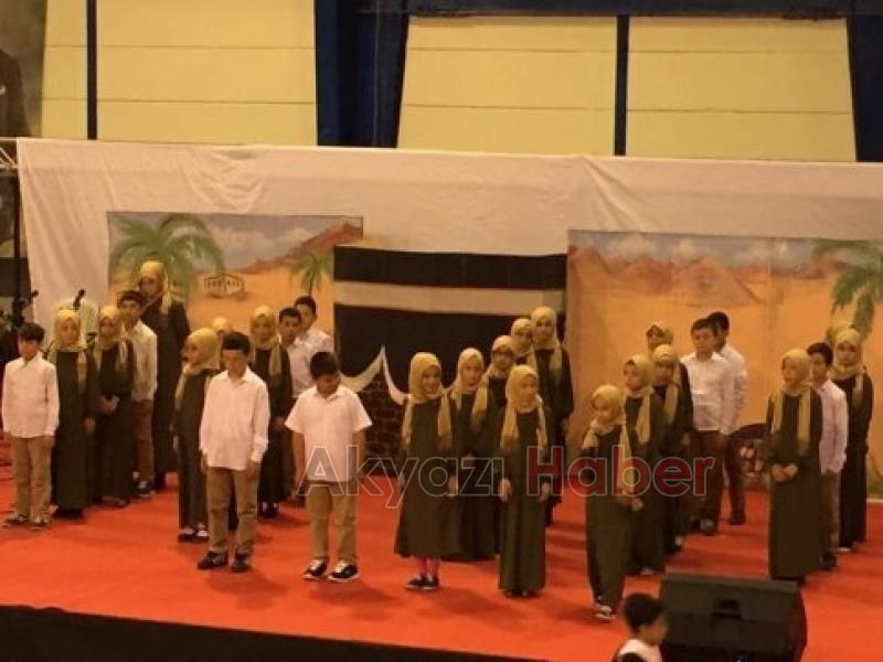 İmam Hatip Ortaokulları Kutlu Doğum Haftası Programı Düzenledi