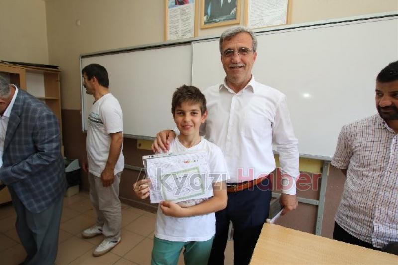 İmam Hatip Ortaokullu Çocuklara Karne Sürprizi