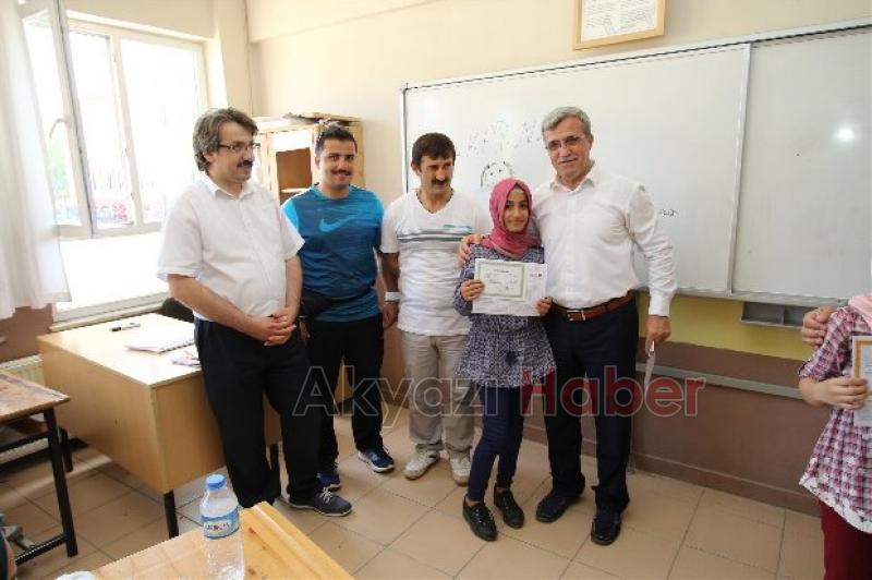 İmam Hatip Ortaokullu Çocuklara Karne Sürprizi